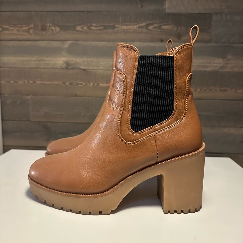 Chelsea Heel Boot - brown